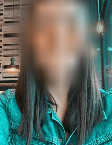 Antonia, 24