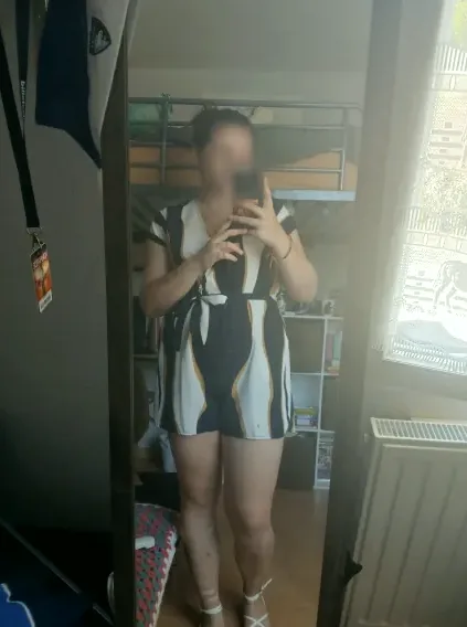Christina, 22