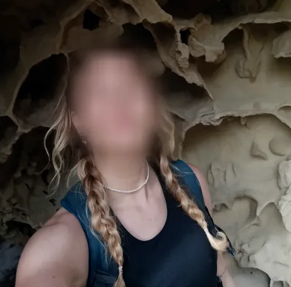 Denise, 29