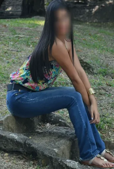 Lea, 31