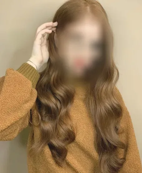 Michaela, 24