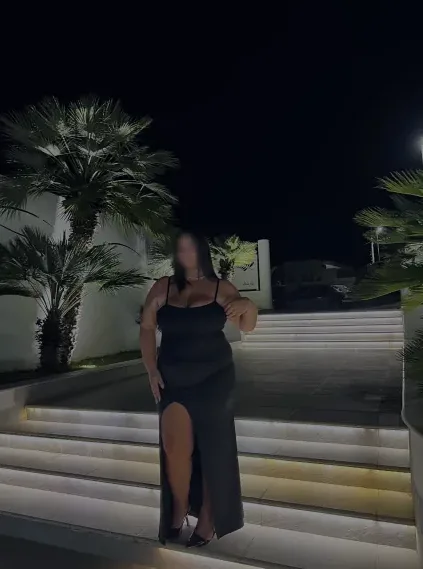 Patricia, 18