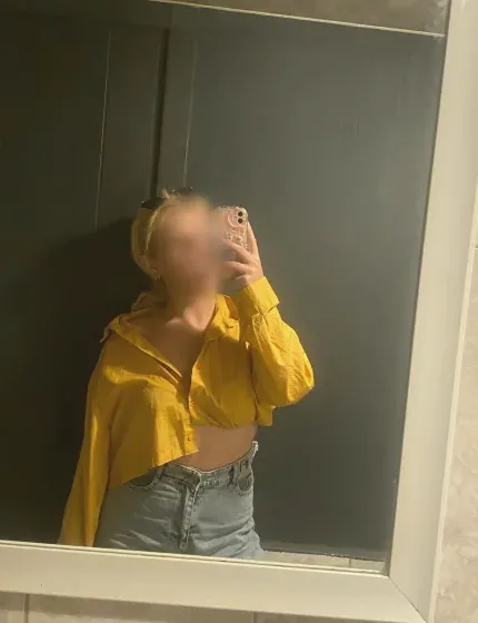 Sina, 23